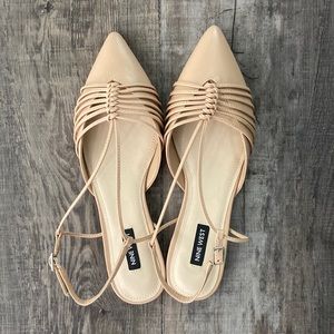 Nine West Pointed Flats